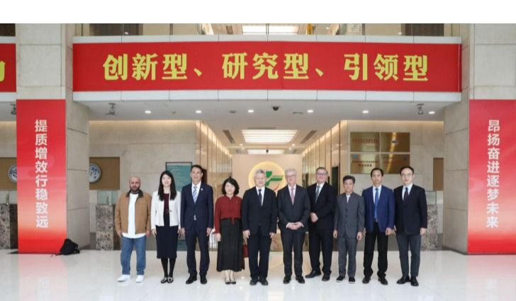 阿联酋哈伊马角政府代表团到访Beat365中文官方网站